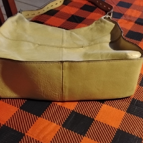 Hobo International Soft Yellow Genuine Leather Medium Large Shoulder Bag